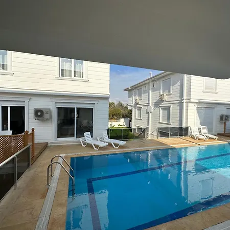 Sakin Bir Muhit, Merkeze Yakin Tatil Koeyue, * Dosemealti