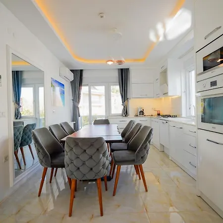 Sakin Bir Muhit, Merkeze Yakin Tatil Koeyue, Casa de Férias *